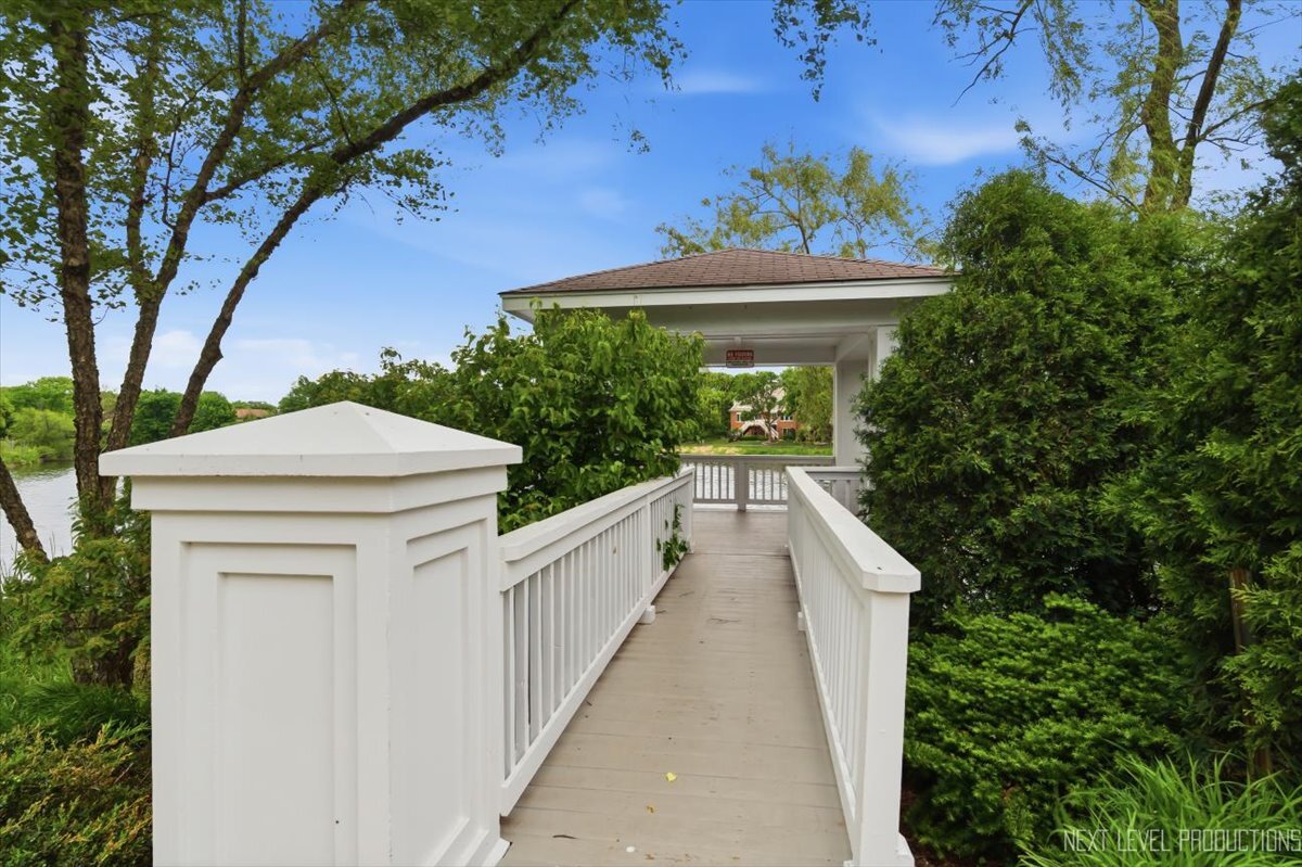 1754 Briggs Court, Lisle, IL 60532