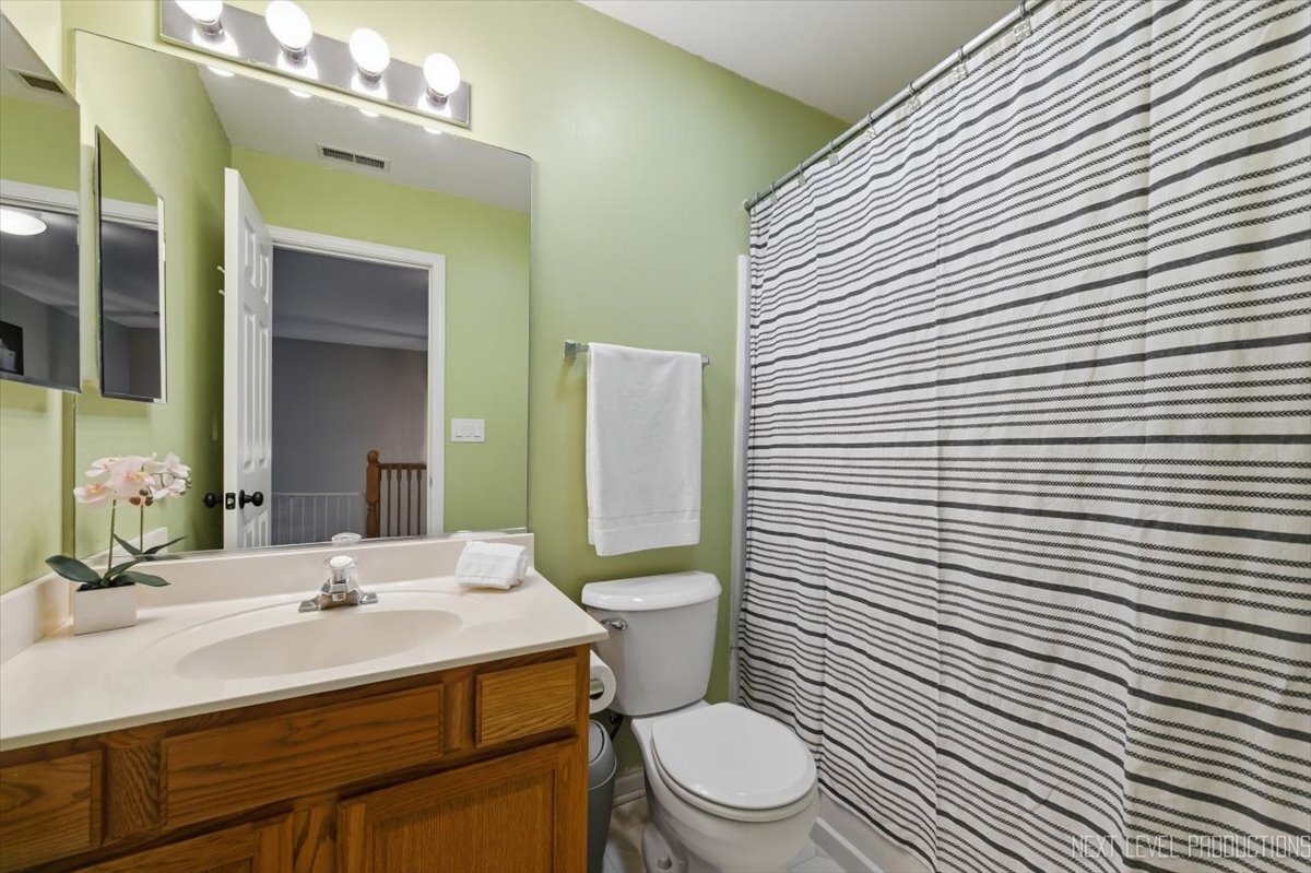 1754 Briggs Court, Lisle, IL 60532