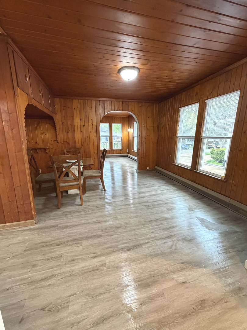 120 peale Street, Joliet, IL 60433