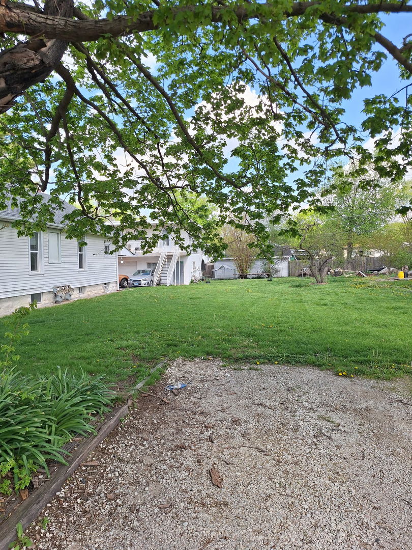 120 peale Street, Joliet, IL 60433