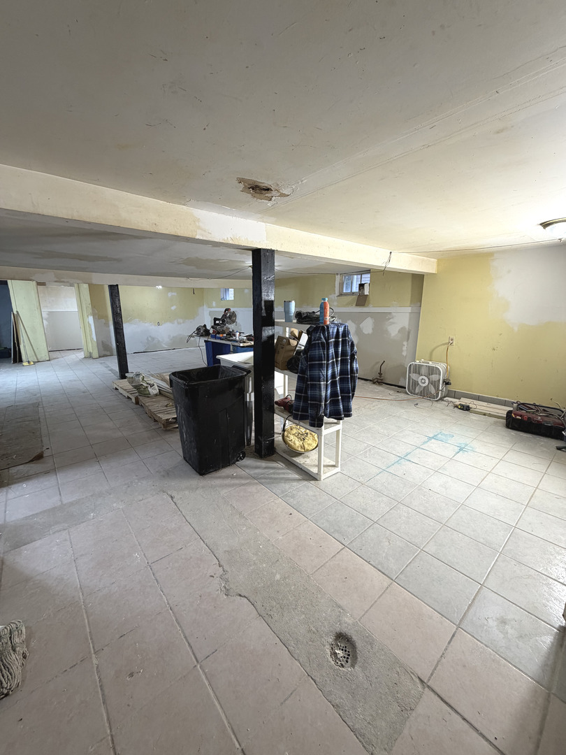 120 peale Street, Joliet, IL 60433