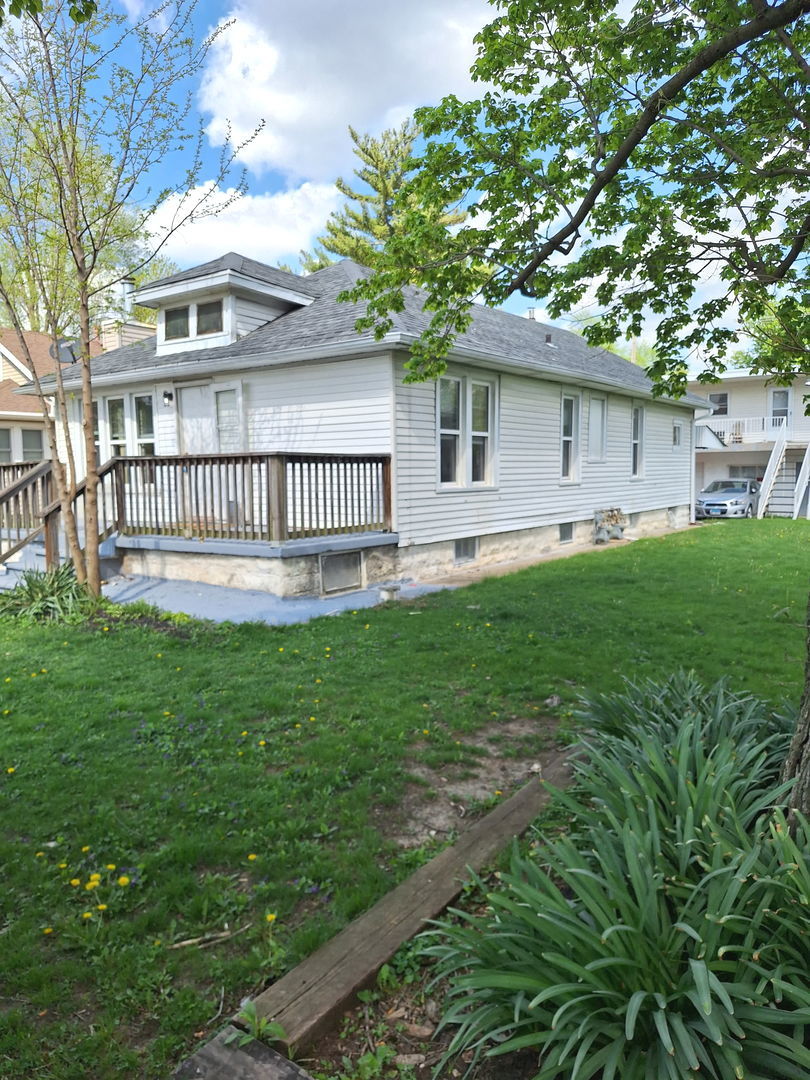 120 peale Street, Joliet, IL 60433