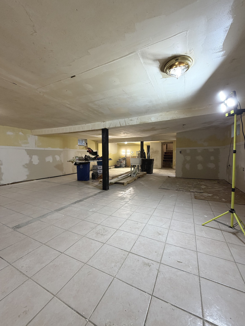 120 peale Street, Joliet, IL 60433