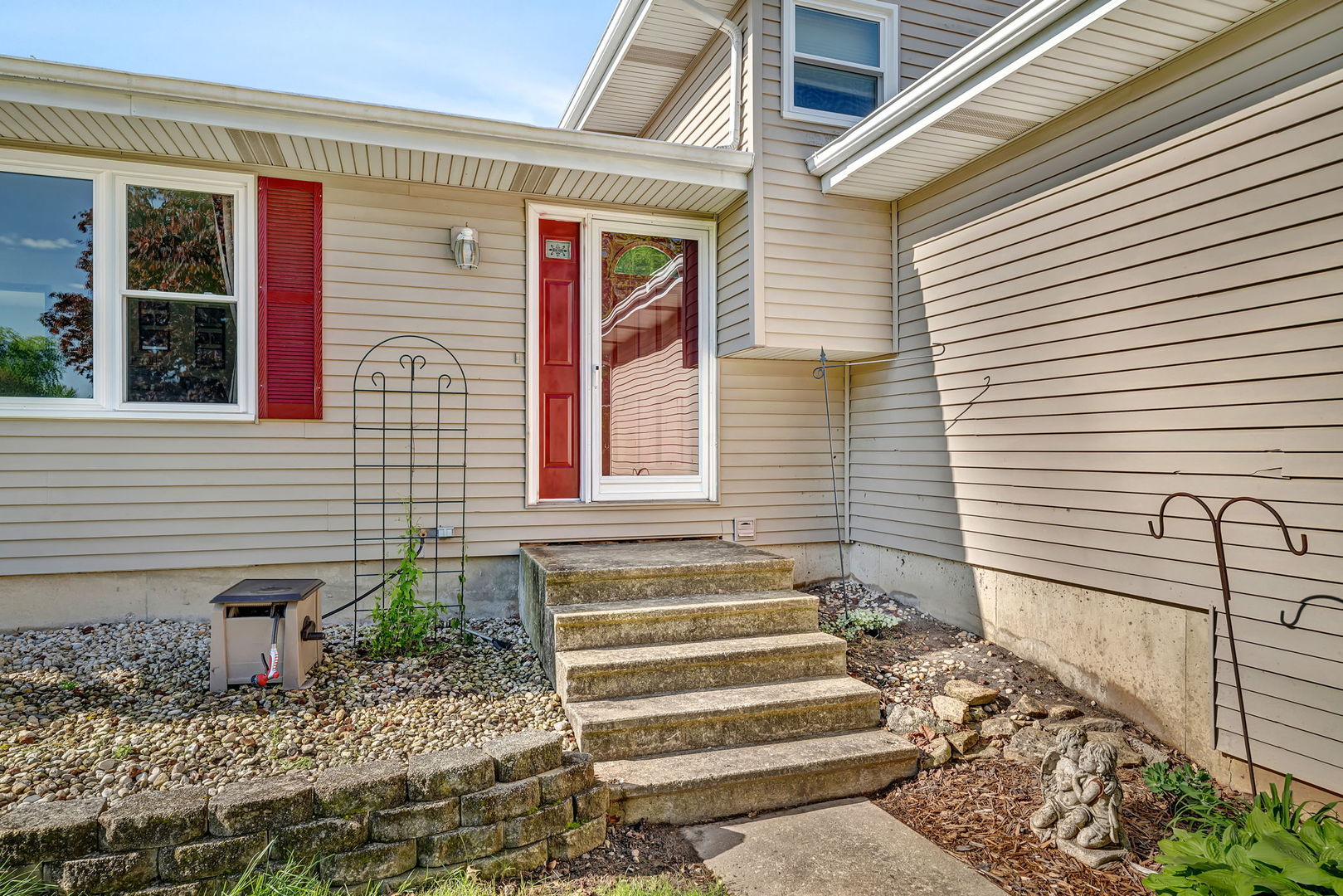 2062 W Garden Drive, Kankakee, IL 60901