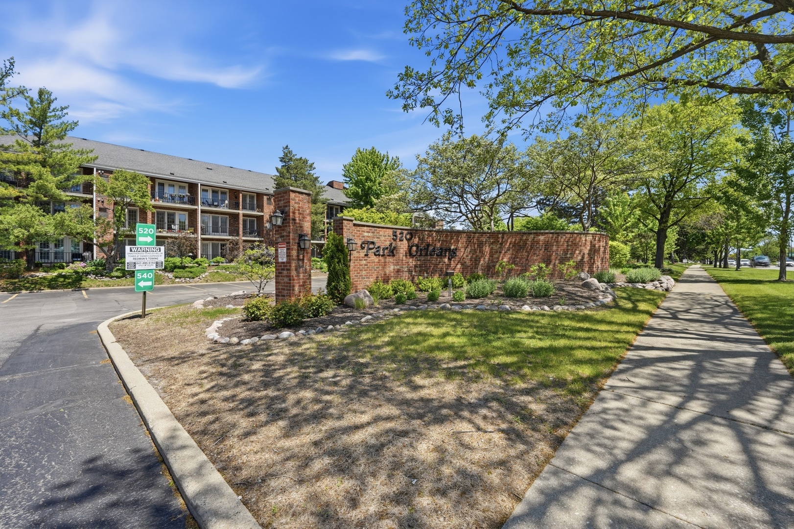 520 Biesterfield Road #119f, Elk Grove Village, IL 60007