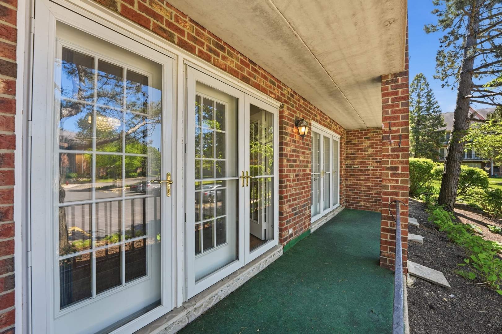 520 Biesterfield Road #119f, Elk Grove Village, IL 60007