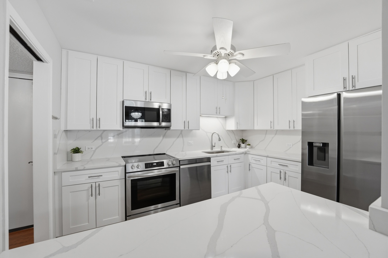 520 Biesterfield Road #119f, Elk Grove Village, IL 60007