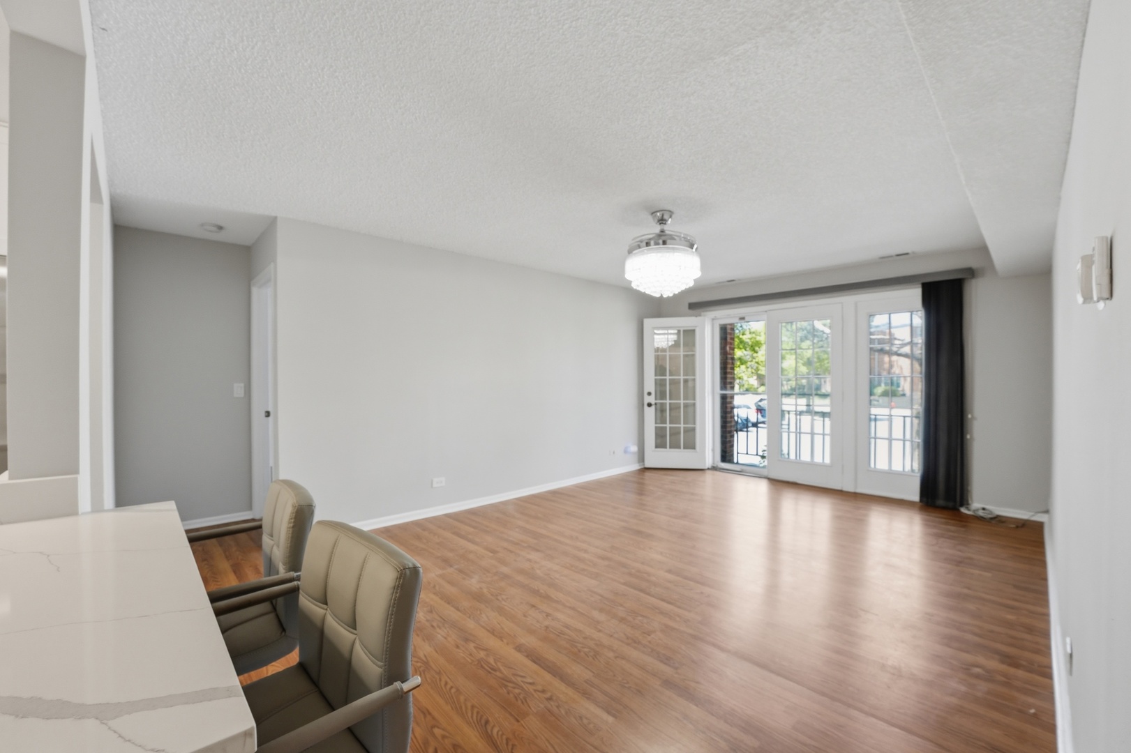 520 Biesterfield Road #119f, Elk Grove Village, IL 60007