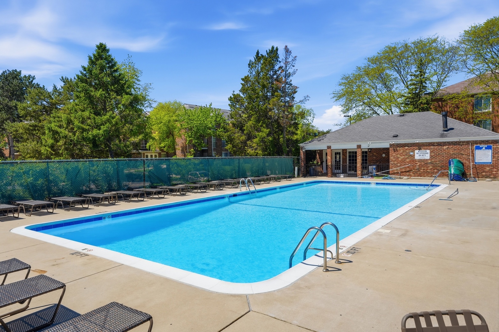520 Biesterfield Road #119f, Elk Grove Village, IL 60007