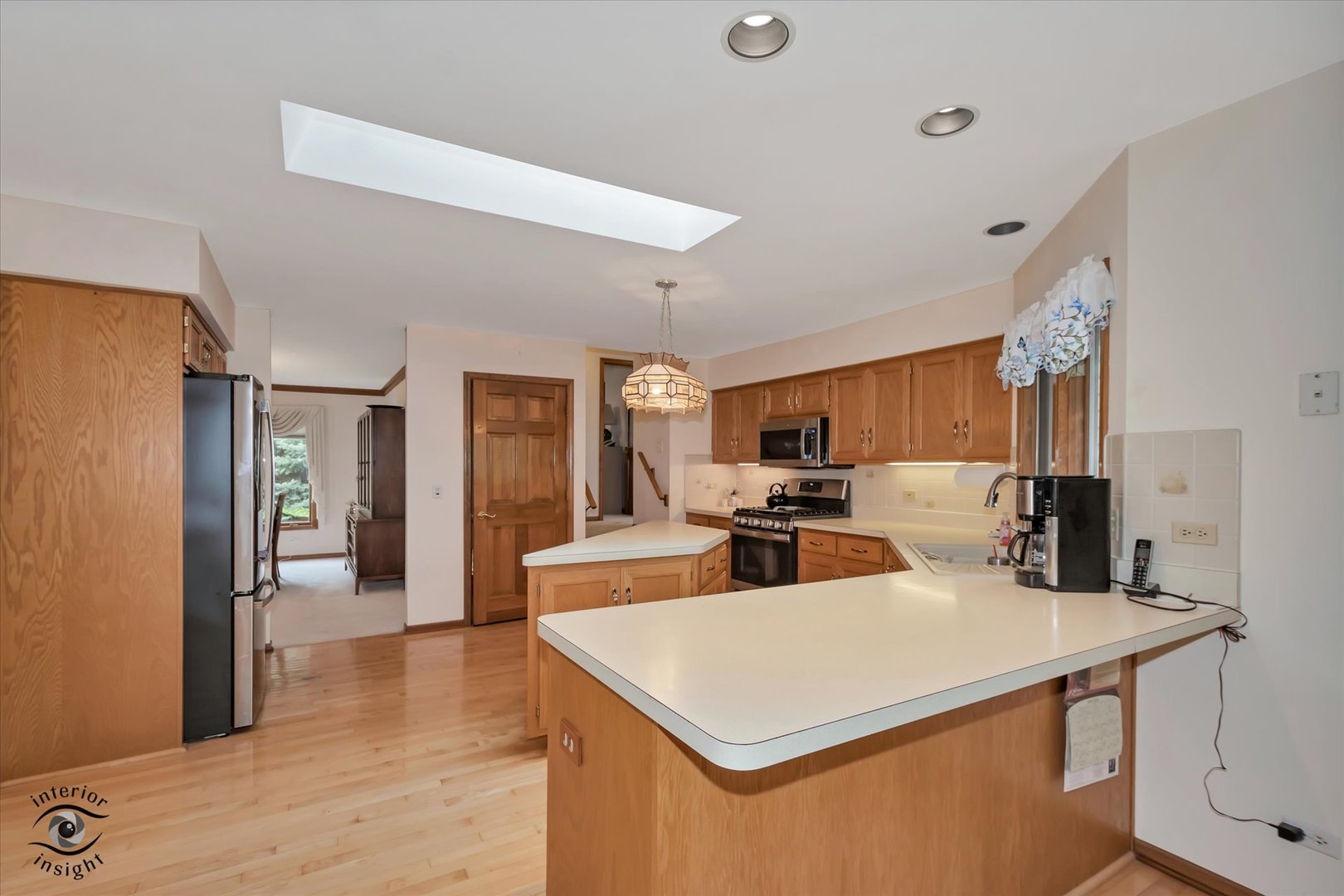 233 Goldenwood Court, Aurora, IL 60502