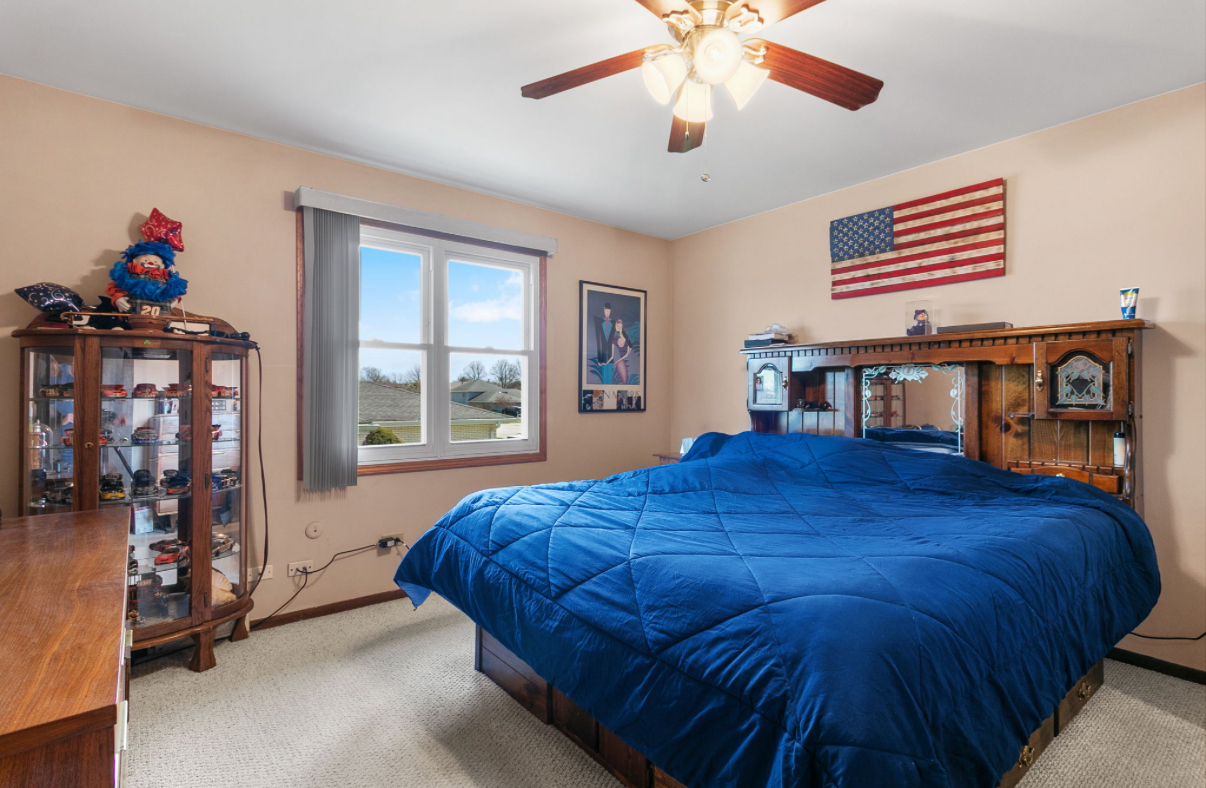 7024 Brementowne Road, Tinley Park, IL 60477