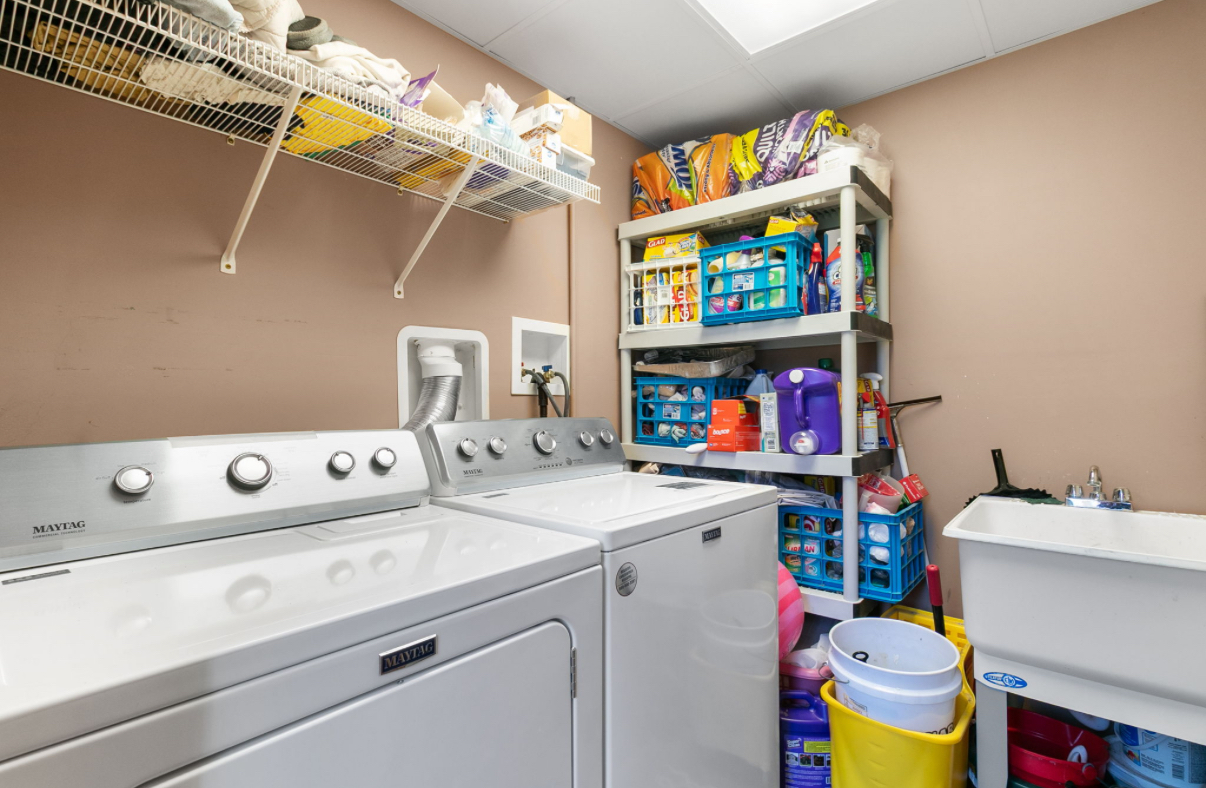 7024 Brementowne Road, Tinley Park, IL 60477