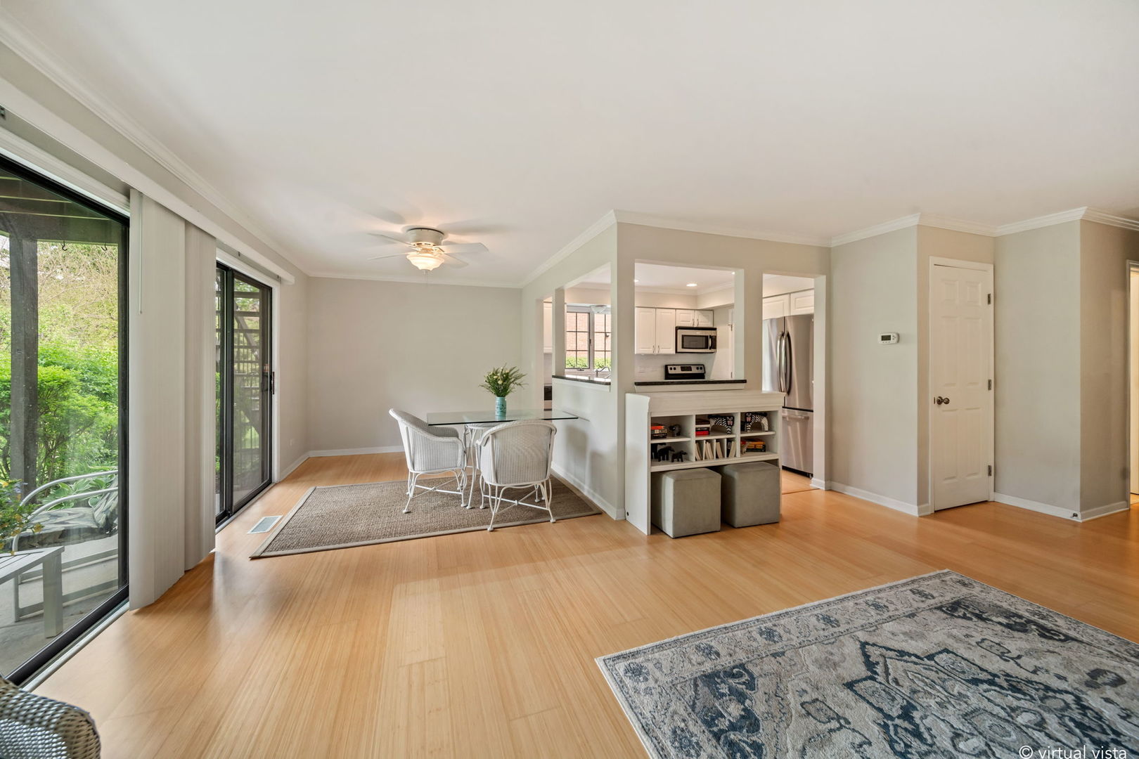 228 Brookside Lane #B, Willowbrook, IL 60527