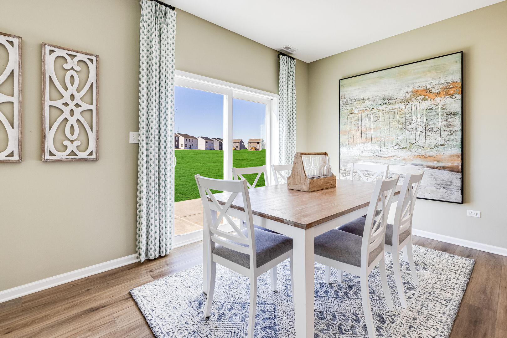 348 S Constitution Drive, Aurora, IL 60506