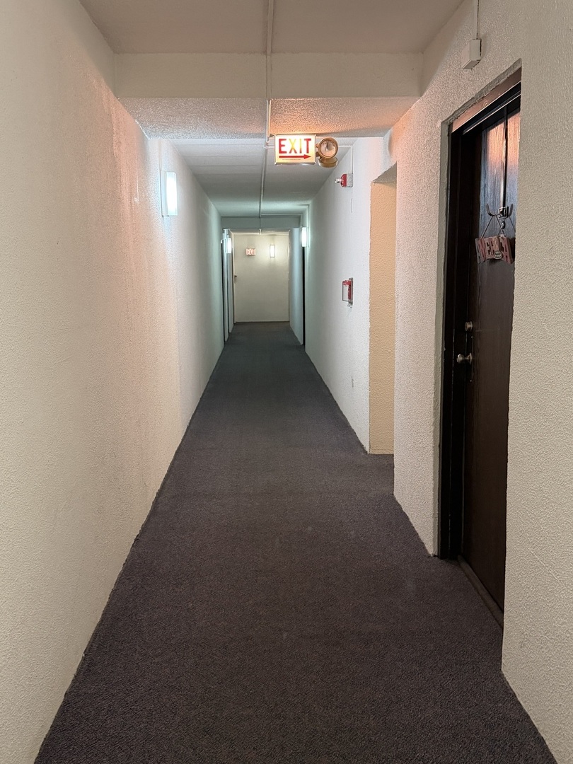 5400 Walnut Avenue #803, Downers Grove, IL 60515