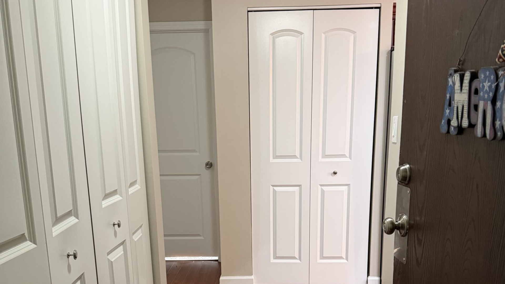 5400 Walnut Avenue #803, Downers Grove, IL 60515