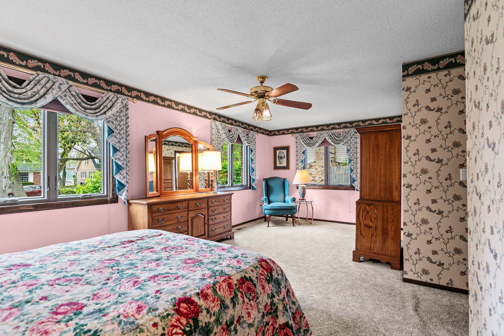 4269 Harper Avenue, Gurnee, IL 60031