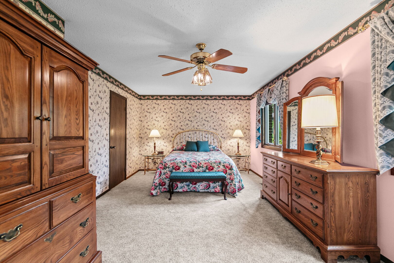 4269 Harper Avenue, Gurnee, IL 60031