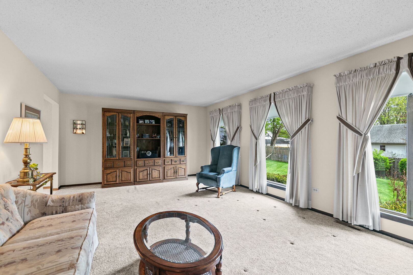 4269 Harper Avenue, Gurnee, IL 60031