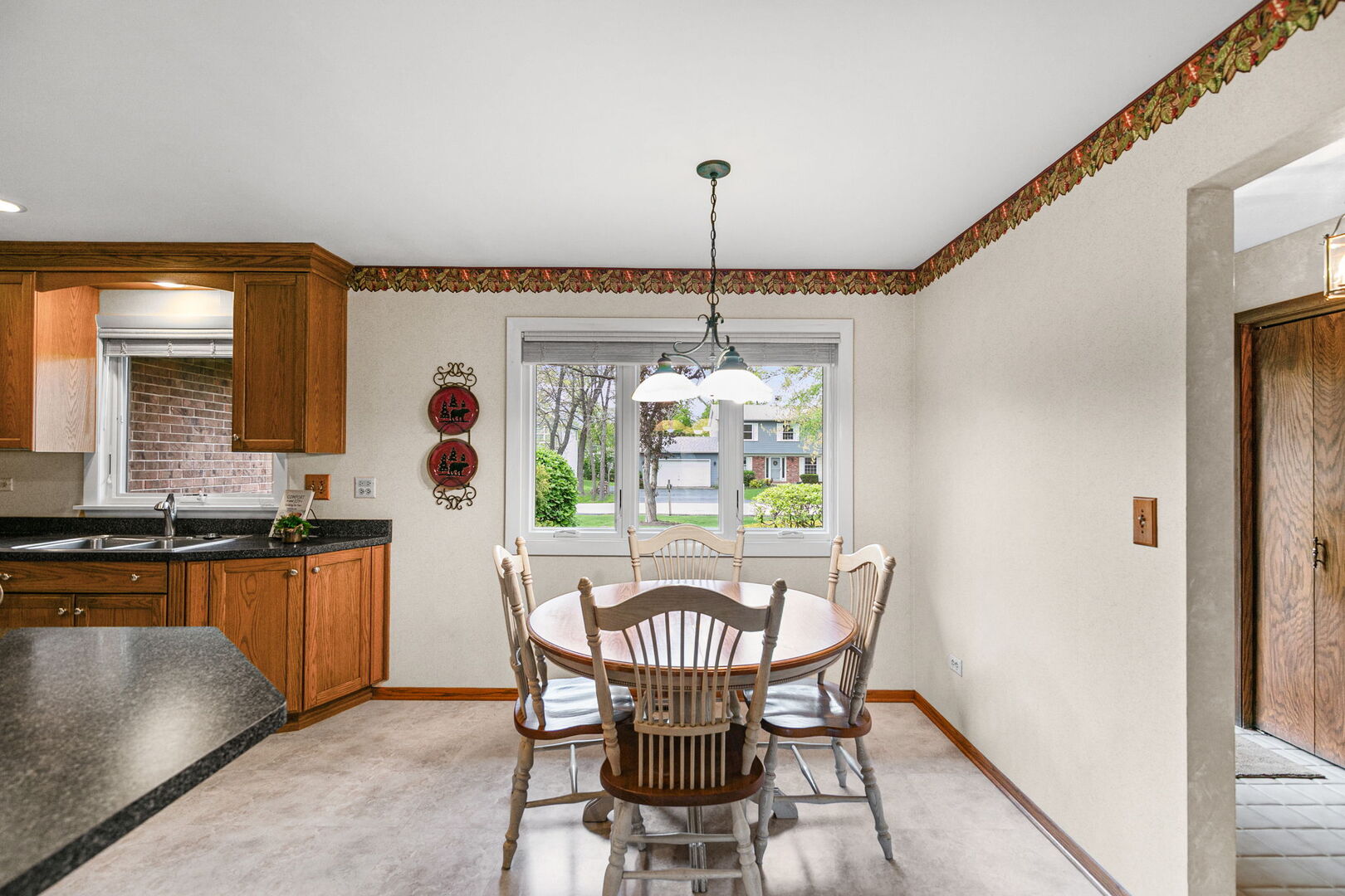 4269 Harper Avenue, Gurnee, IL 60031