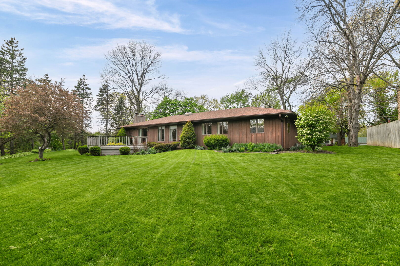 4269 Harper Avenue, Gurnee, IL 60031