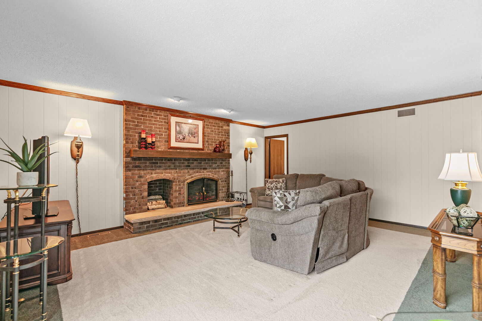 4269 Harper Avenue, Gurnee, IL 60031