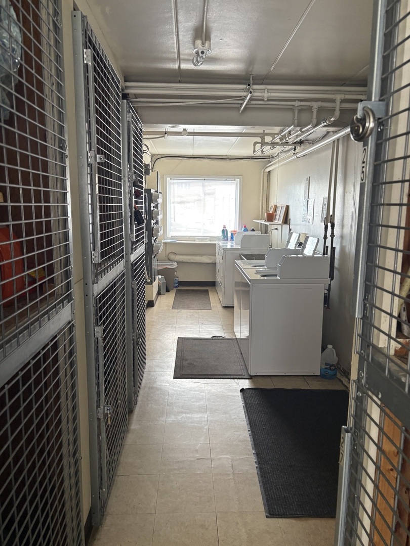 4440 W 111th Street #16, Oak Lawn, IL 60453