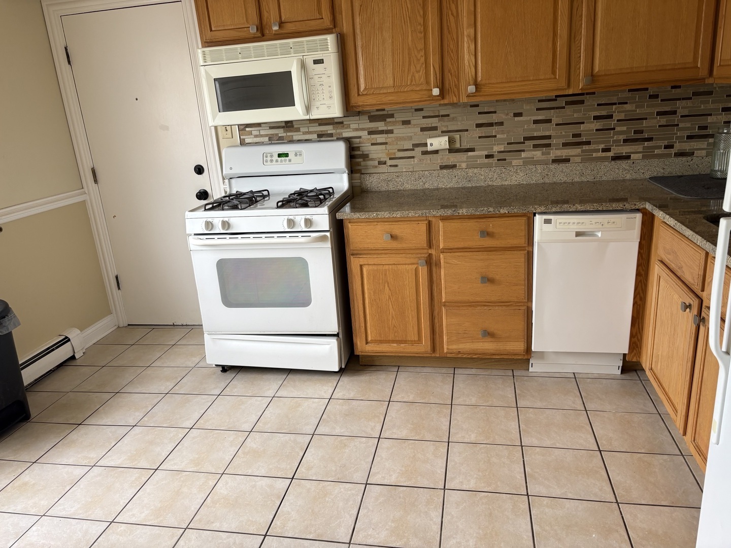 4440 W 111th Street #16, Oak Lawn, IL 60453