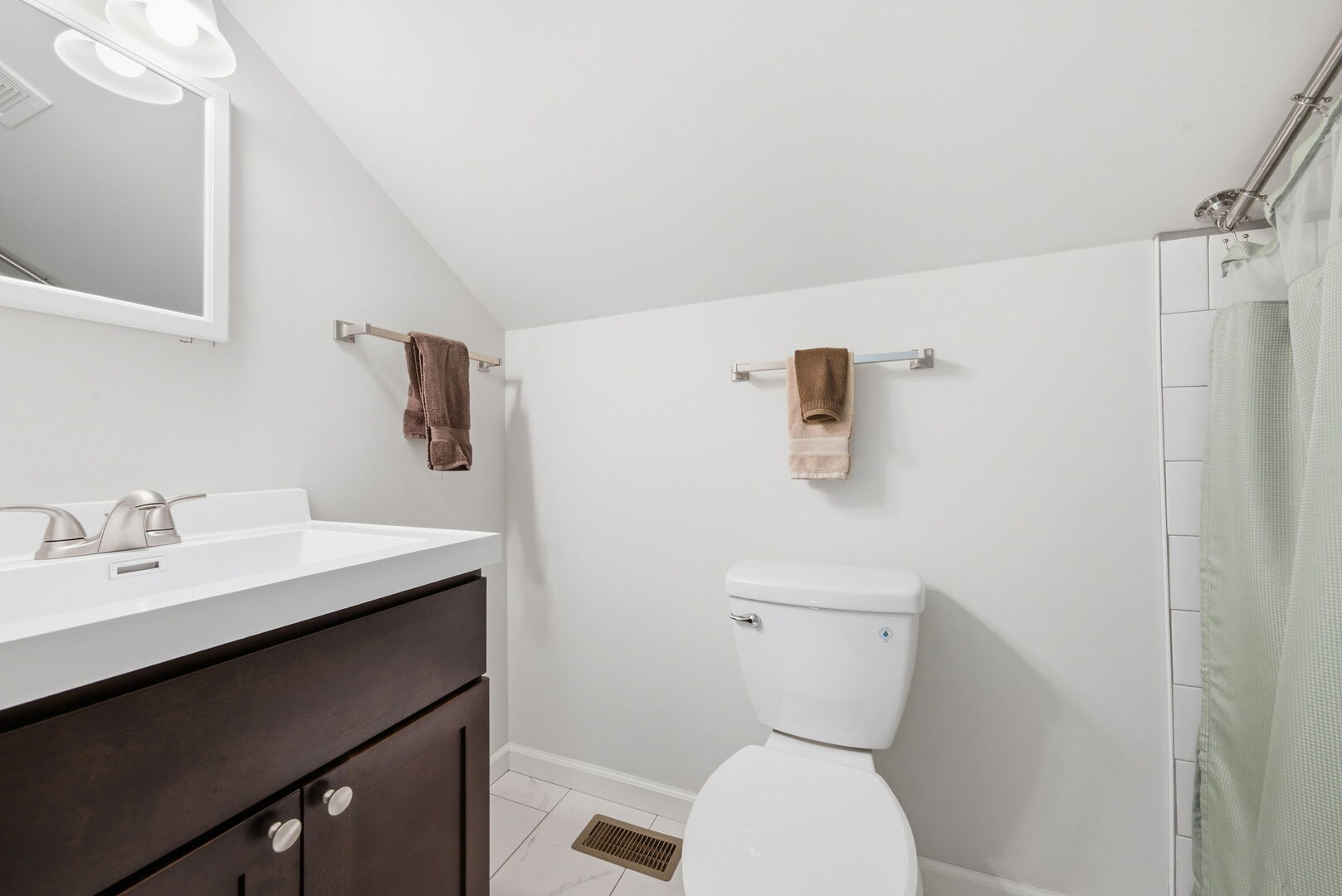 2016 Red Willow Road, Morris, IL 60450