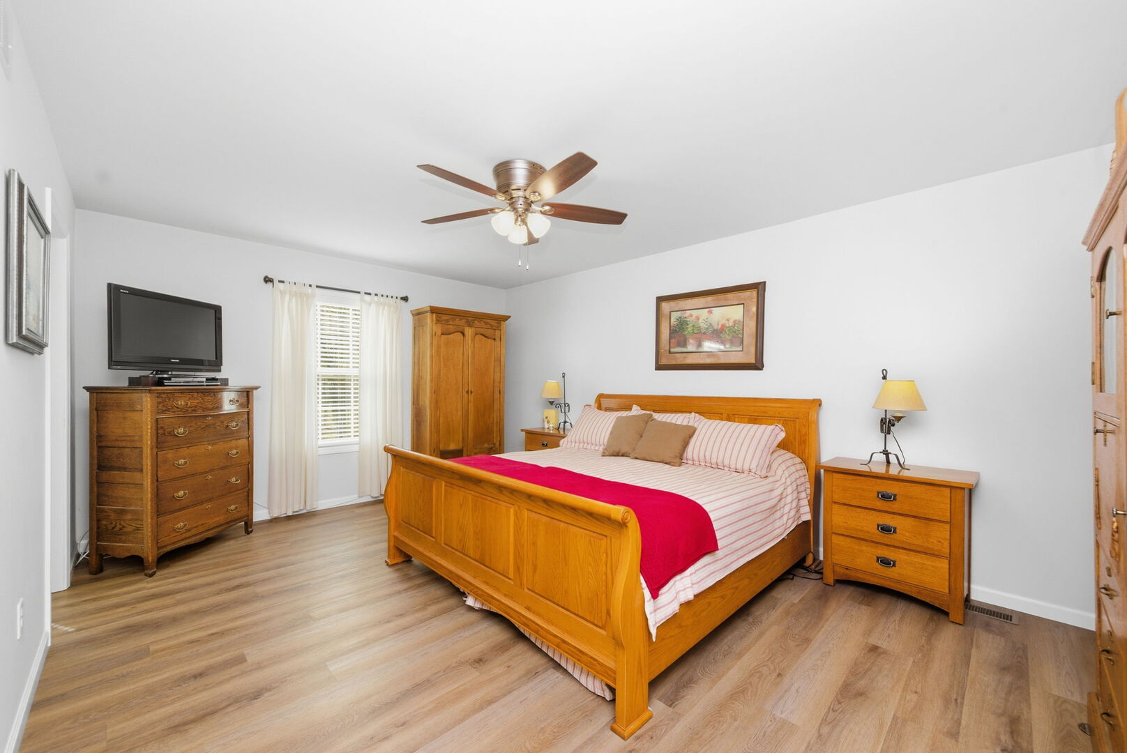 2016 Red Willow Road, Morris, IL 60450