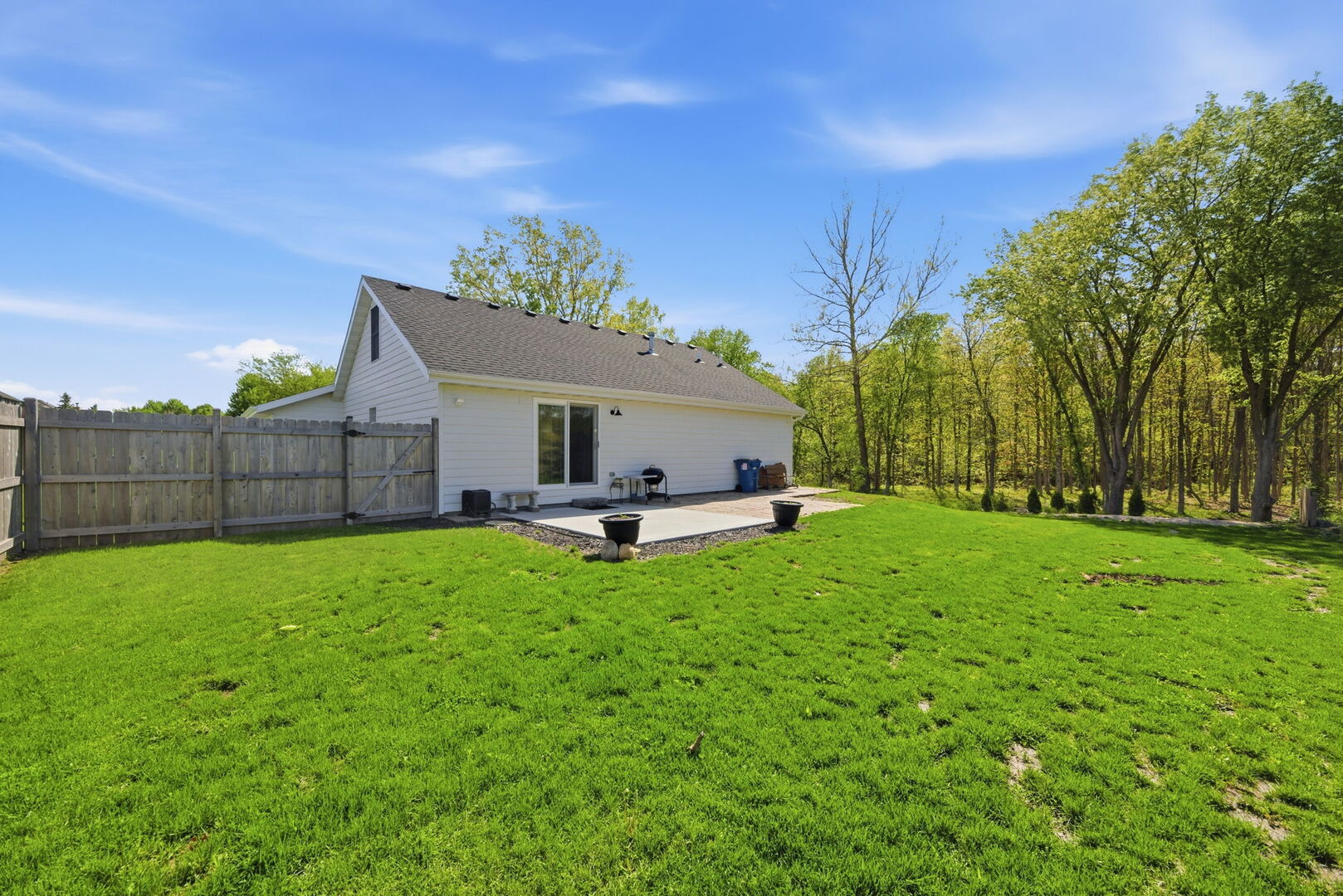 2016 Red Willow Road, Morris, IL 60450