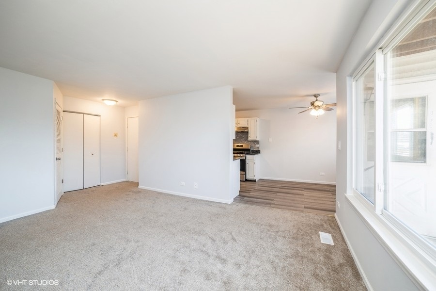 373 Newport Lane #D1, Bartlett, IL 60103