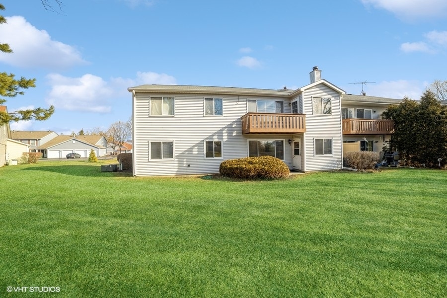 373 Newport Lane #D1, Bartlett, IL 60103