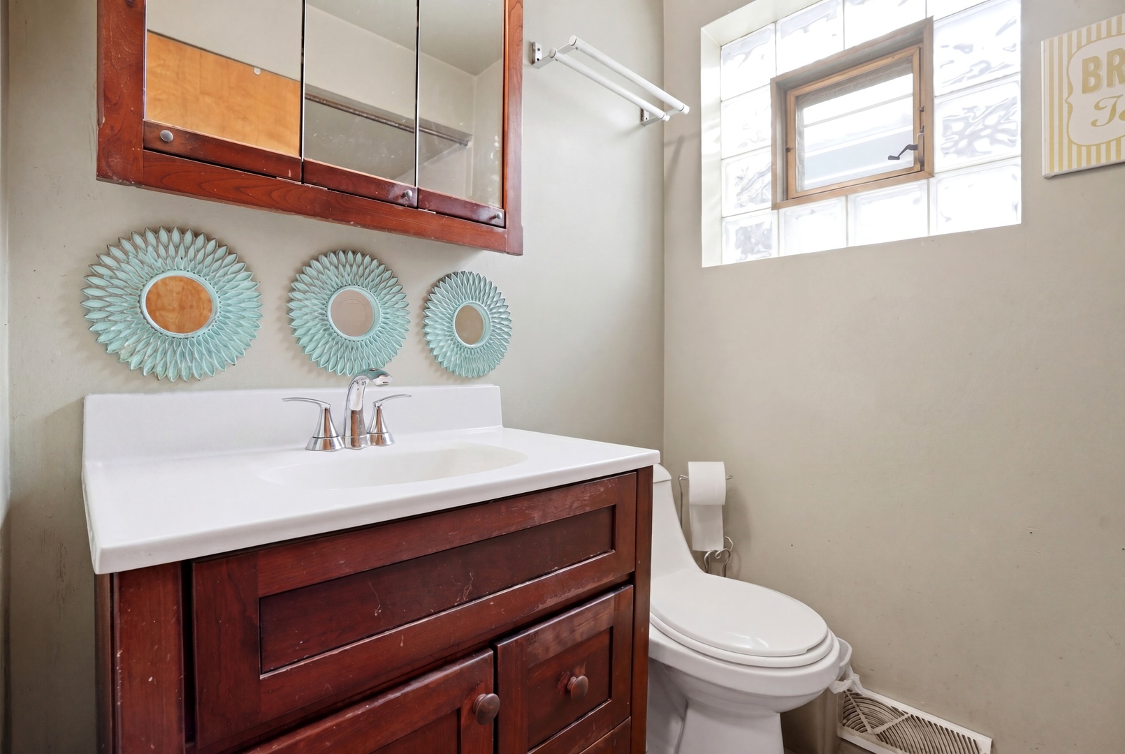 10148 S Peoria Street, Chicago, IL 60643