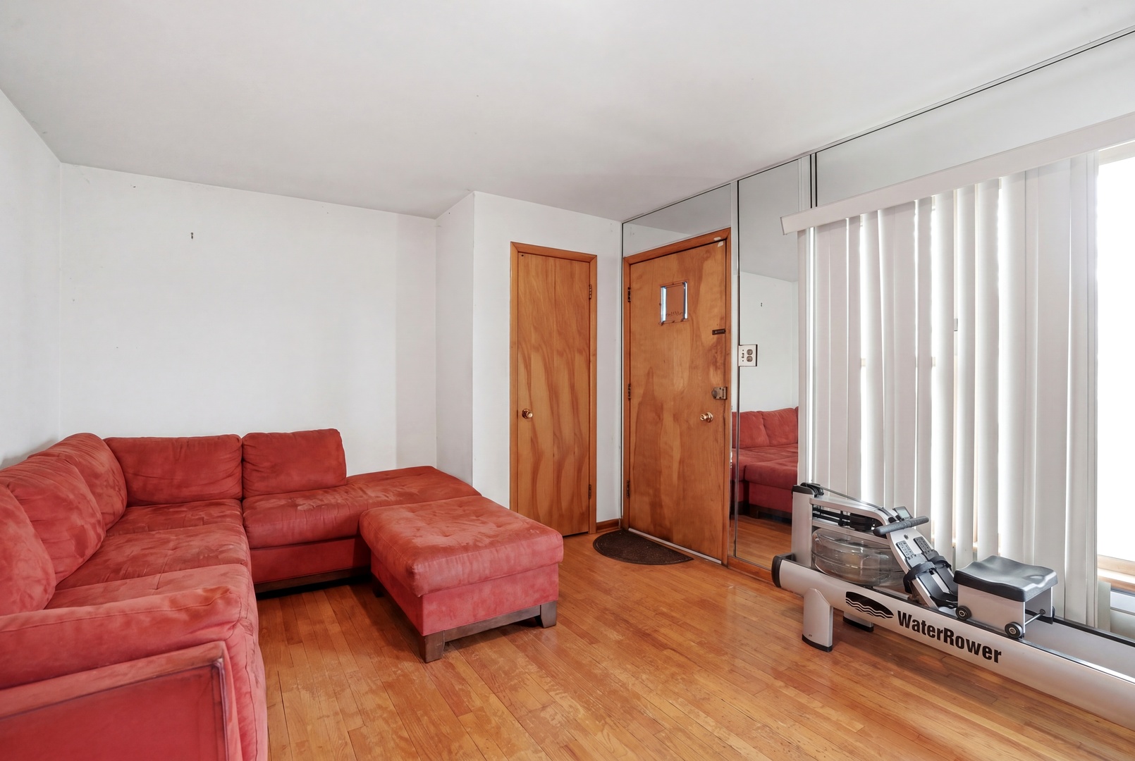 10148 S Peoria Street, Chicago, IL 60643