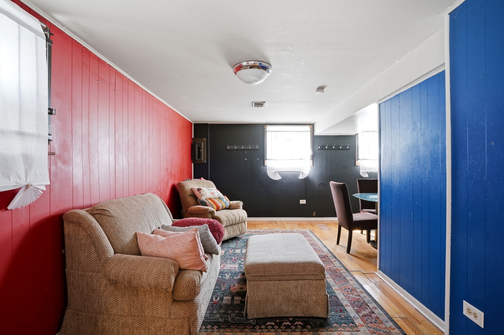 10148 S Peoria Street, Chicago, IL 60643