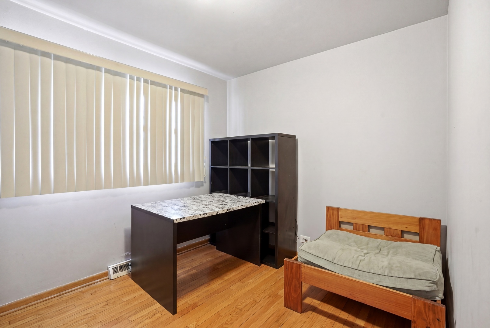 10148 S Peoria Street, Chicago, IL 60643