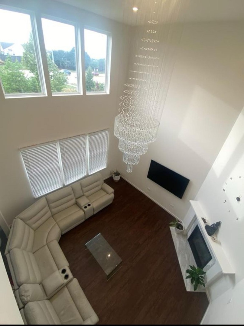 3607 Ambrosia Drive, Naperville, IL 60564