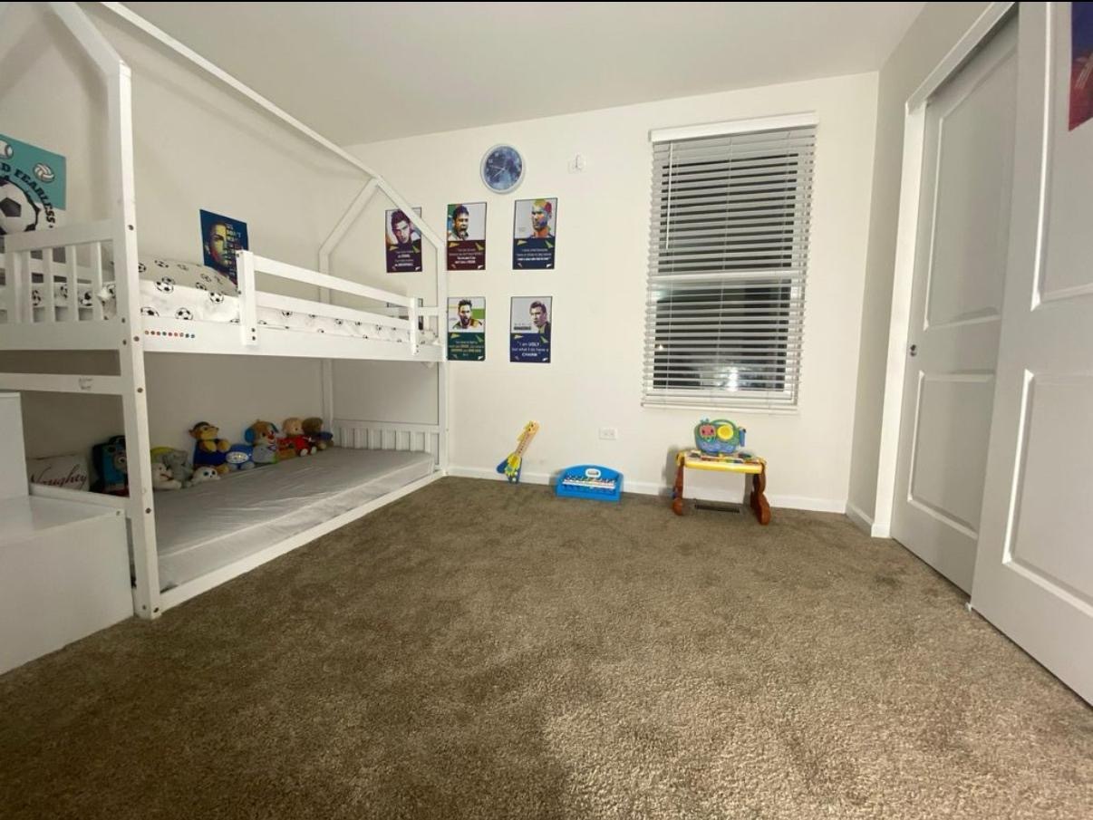 3607 Ambrosia Drive, Naperville, IL 60564