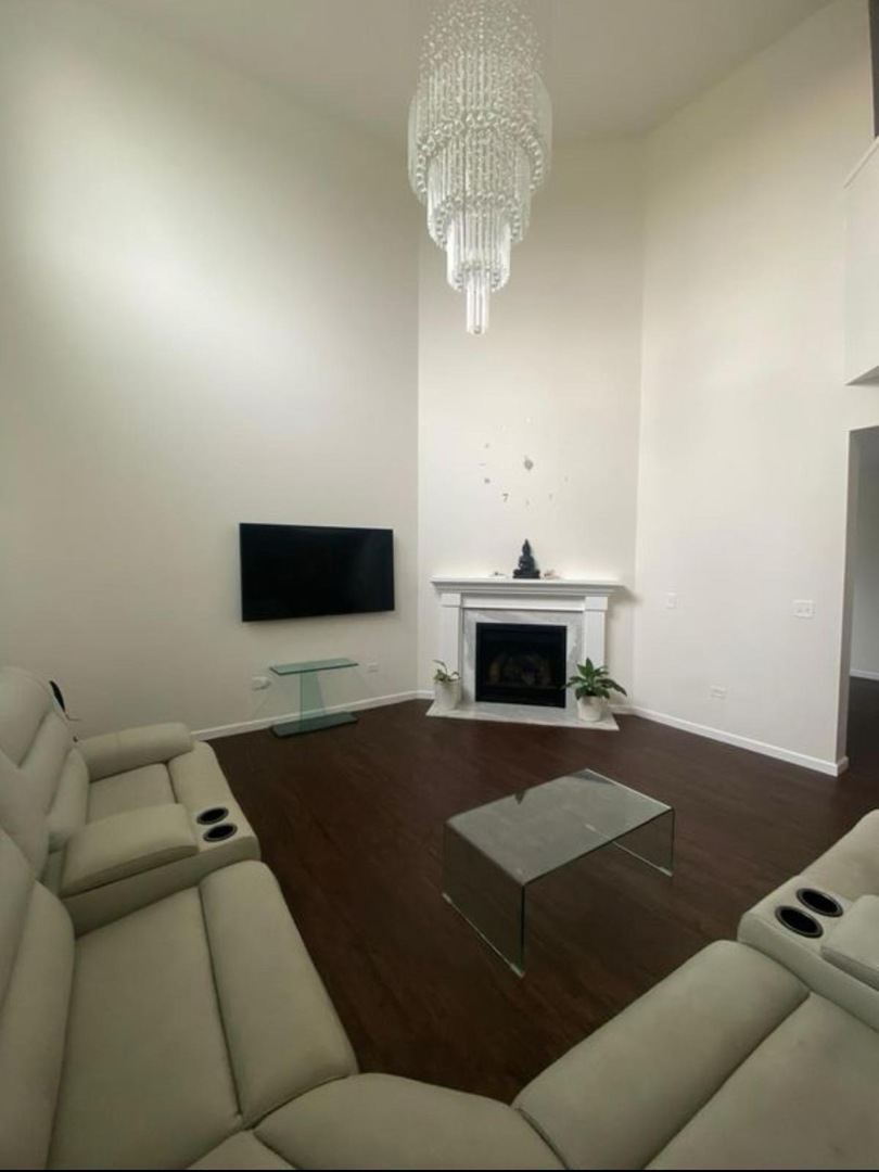 3607 Ambrosia Drive, Naperville, IL 60564