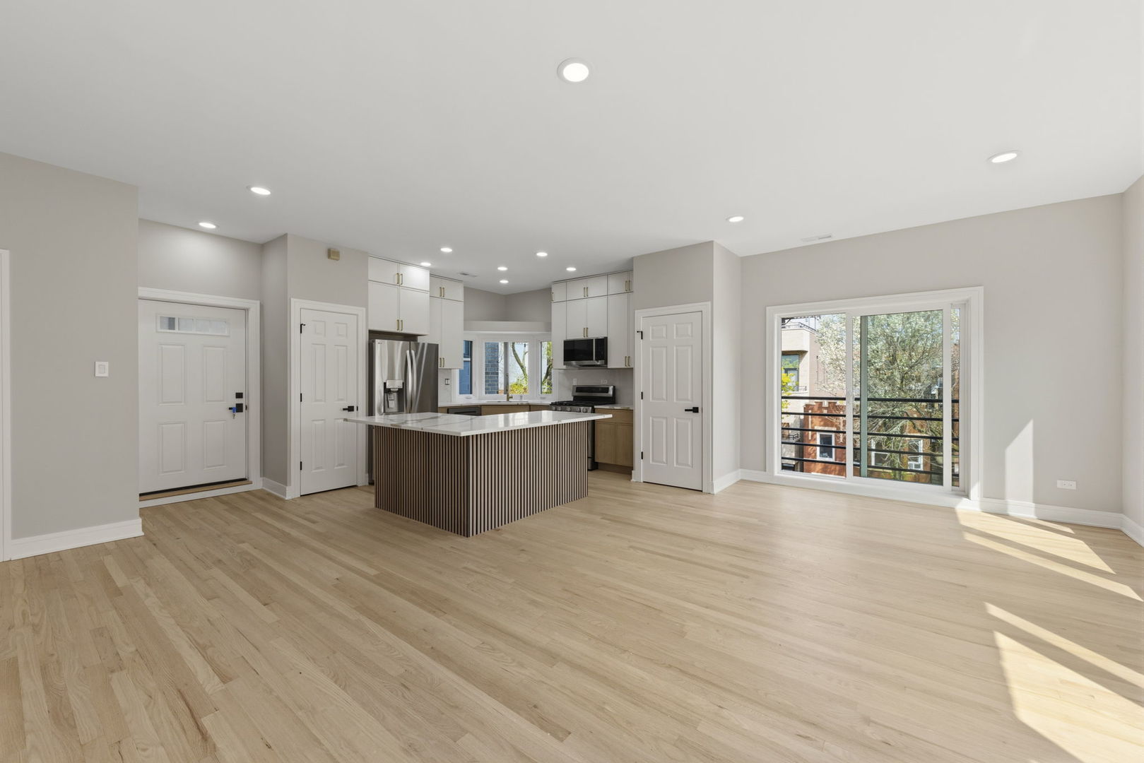 1016 N Marshfield Street #3, Chicago, IL 60622