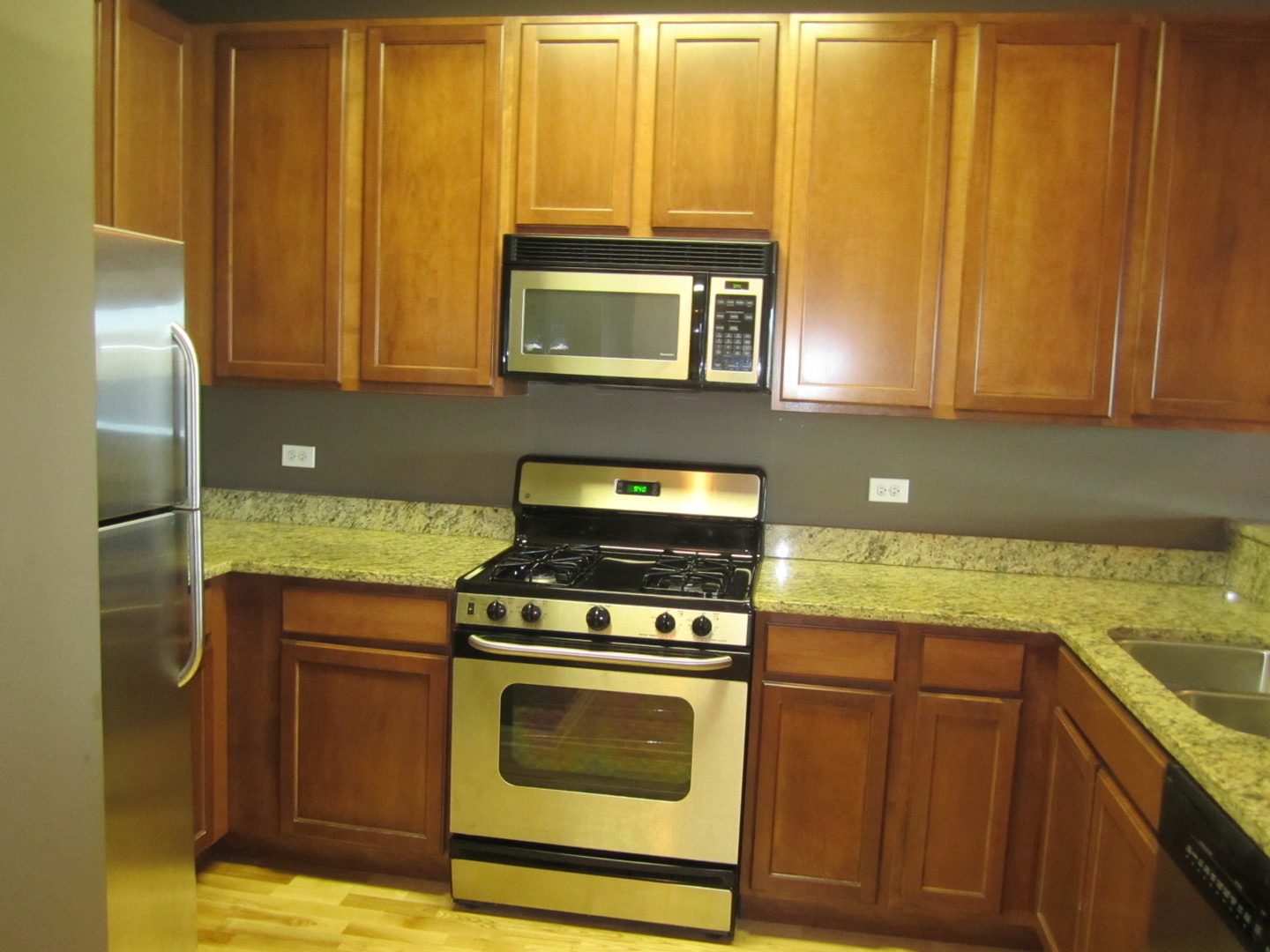 6420 Double Eagle Drive #603, Woodridge, IL 60517