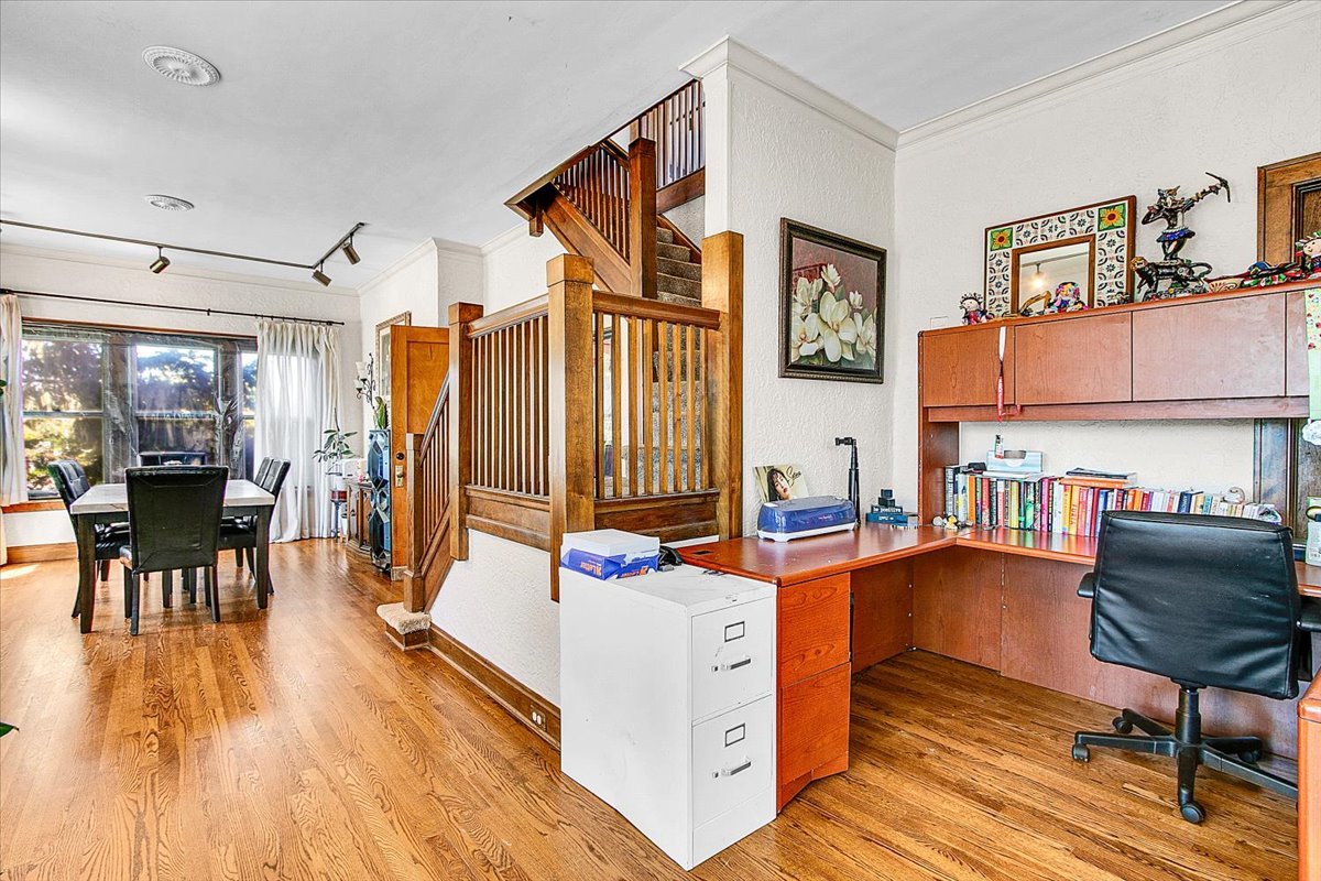 4108 W 103RD Street, Oak Lawn, IL 60453