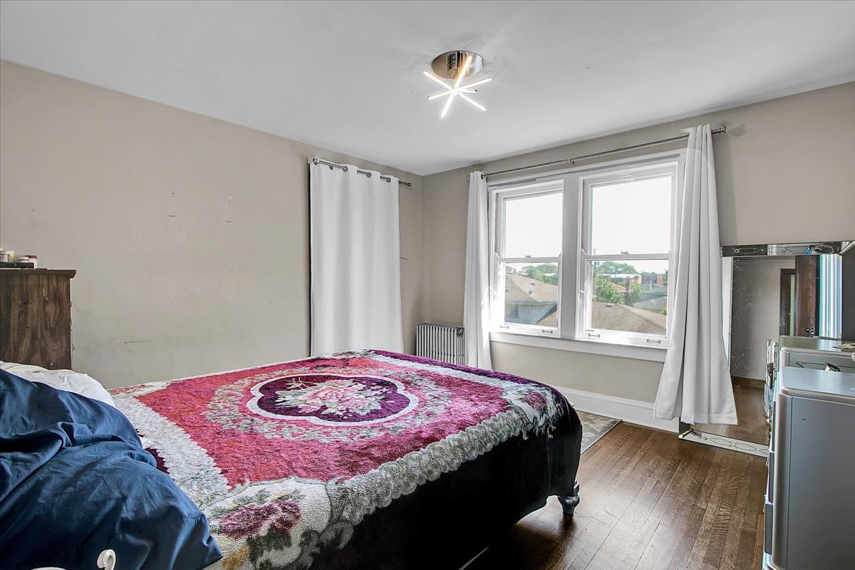 4108 W 103RD Street, Oak Lawn, IL 60453