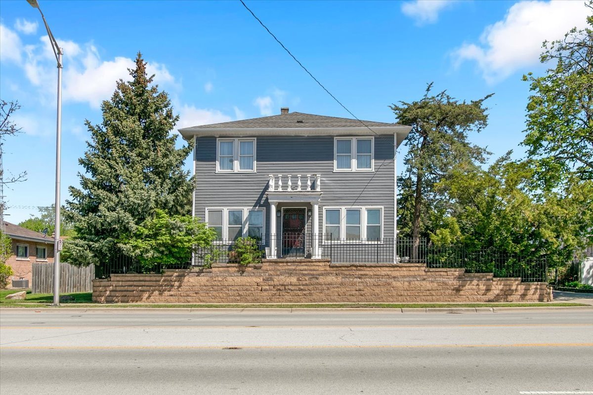 4108 W 103RD Street, Oak Lawn, IL 60453