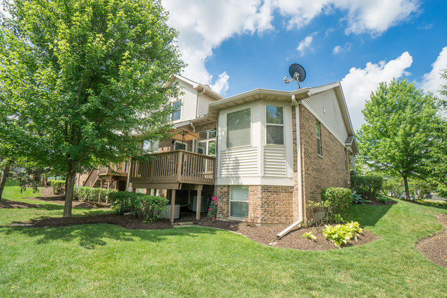 768 W Saint Johns Place, Addison, IL 60101