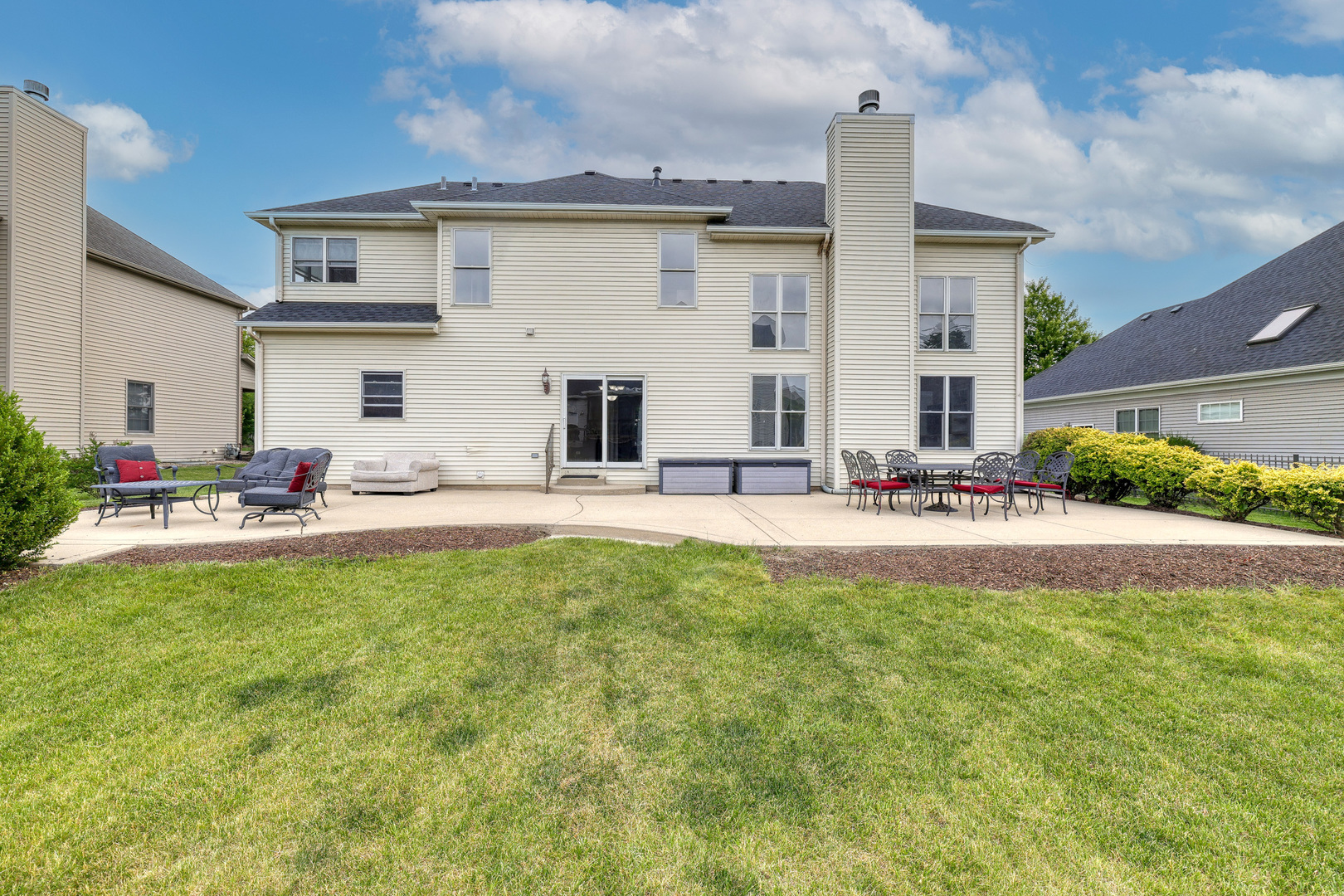990 CITIZEN Avenue, Elburn, IL 60119