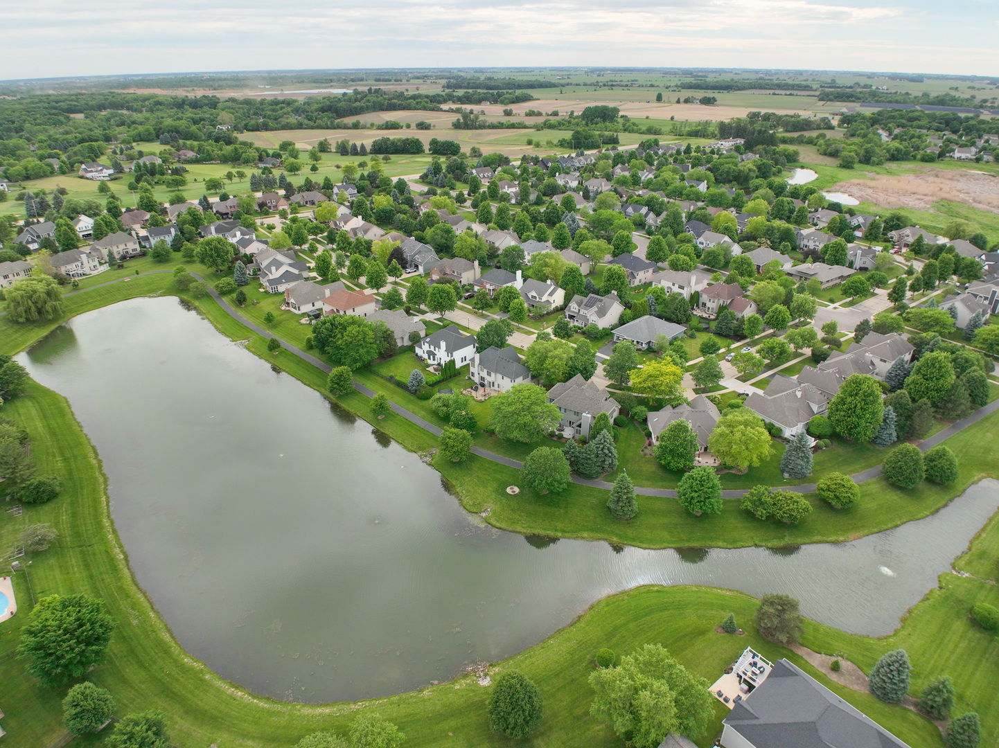 990 CITIZEN Avenue, Elburn, IL 60119