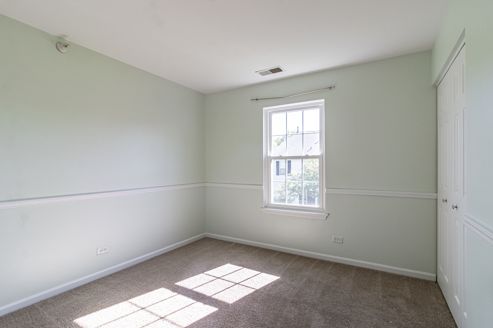 1230 Orleans Drive, Mundelein, IL 60060
