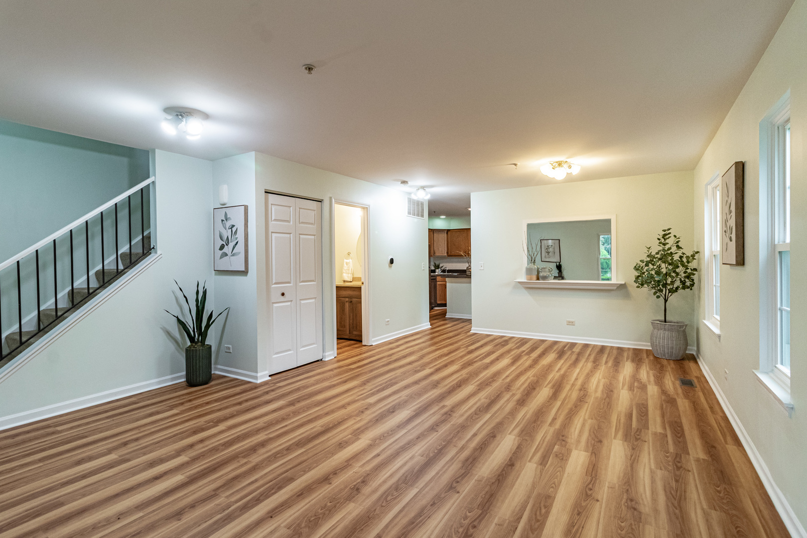 1230 Orleans Drive, Mundelein, IL 60060
